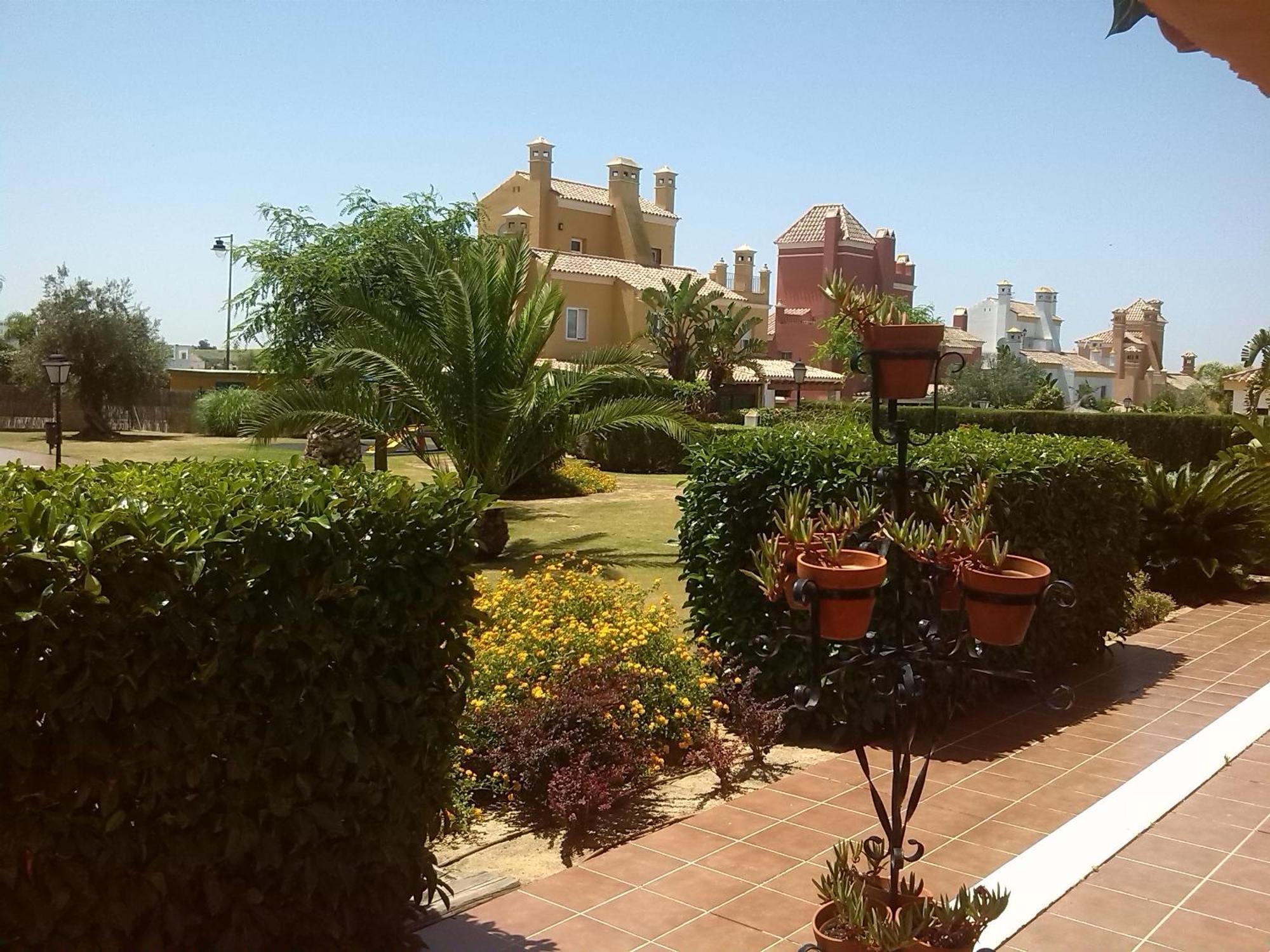 Bajo Con Terraza Piscina Y Jardin Apartman Sanlúcar de Barrameda Kültér fotó